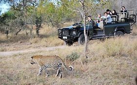 Umkumbe Safari Lodge